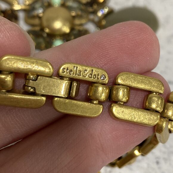 Stella & Dot Livvy Bib Necklace Runway Drama Statement Gold Chain & Sage Stones - Picture 10 of 11